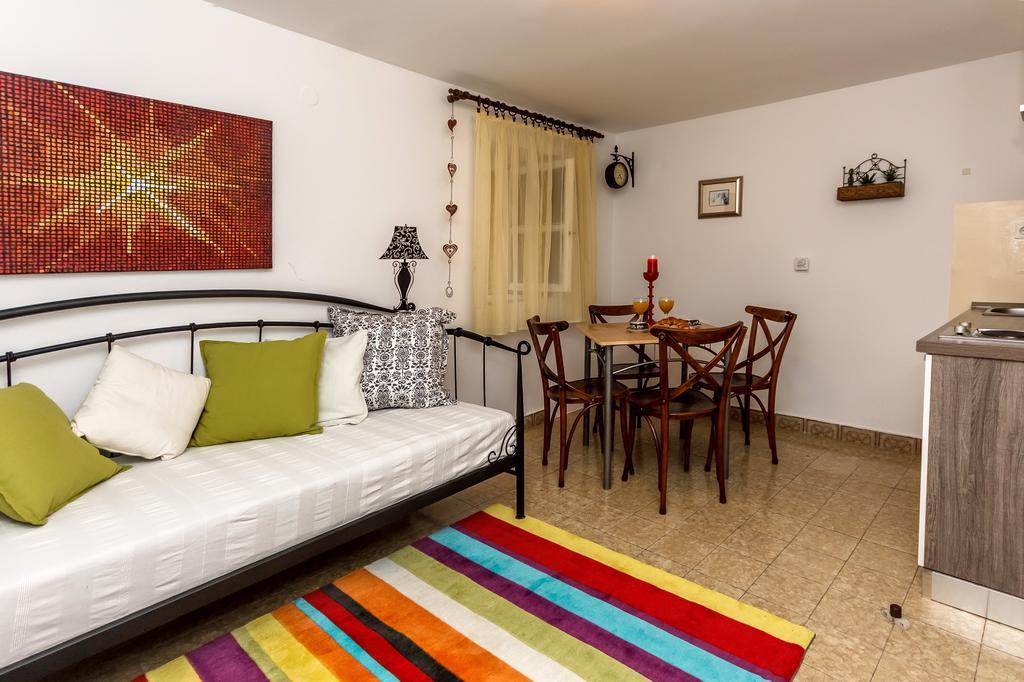 Apartment Dalmatian Cottage Split Ngoại thất bức ảnh