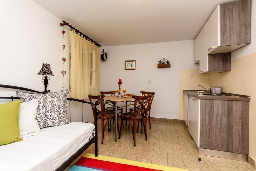 Apartment Dalmatian Cottage Split Ngoại thất bức ảnh