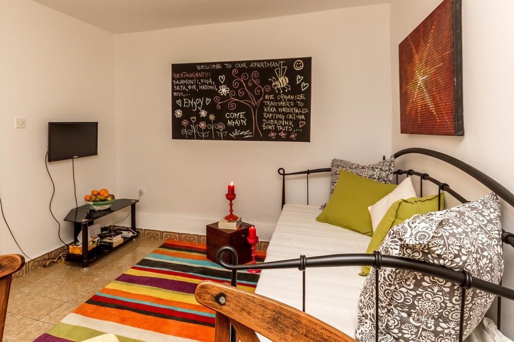 Apartment Dalmatian Cottage Split Ngoại thất bức ảnh